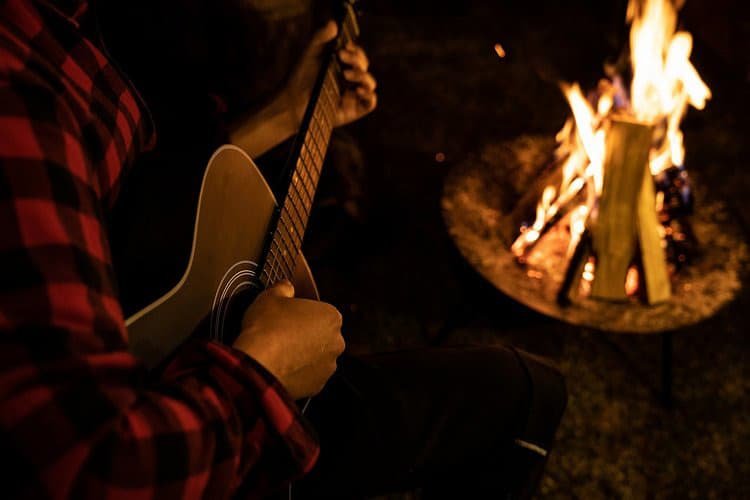 Guitar&Bonfire